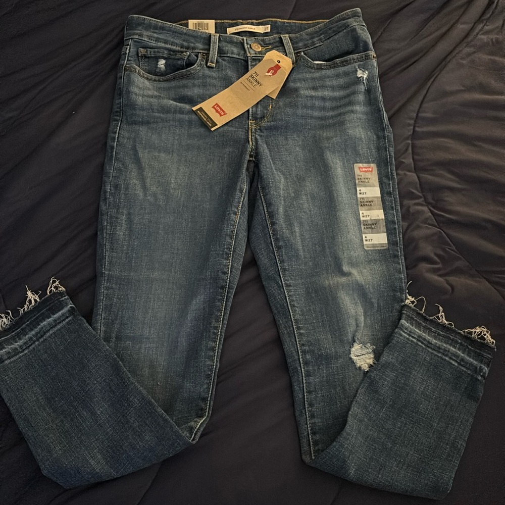 NWT Skinny Ankle Jeans